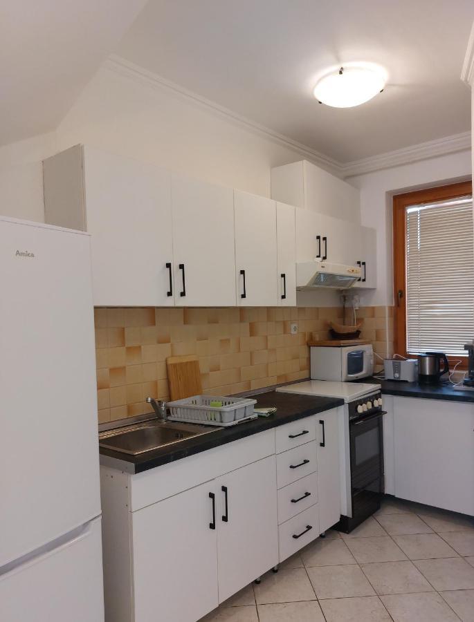 Apartmancentrum Gyula Exteriör bild