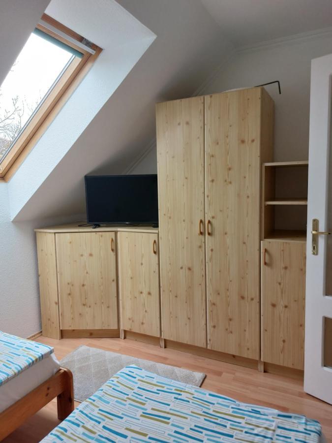 Apartmancentrum Gyula Exteriör bild